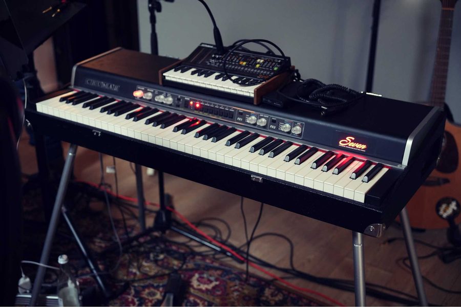 Green Voodoo Studio – Crumar Seven Stagepiano